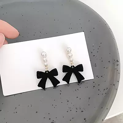 Chic Vintage-Inspired Black Bow & Faux Pearl Dangle Earrings