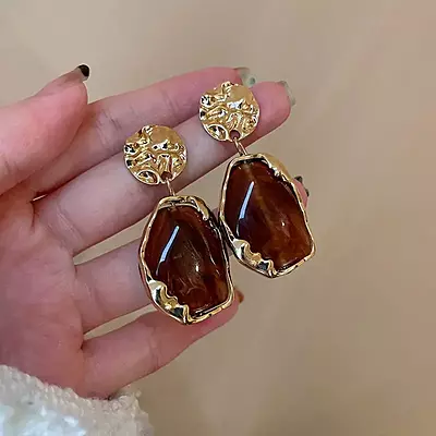 Resin Vintage-inspired irregular pendants studs