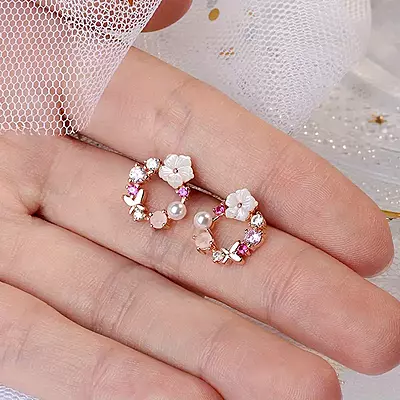 Elegant Copper Stud Earrings