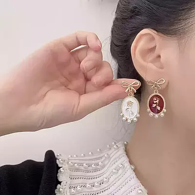 Vintage-Inspired Rose & Bow Clip-On Earrings with Faux Pearls
